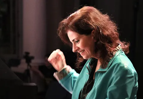 Lorraine Desmarais at Le Piano public du Groupe Maurice